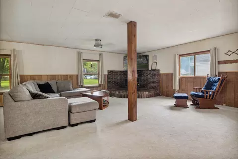 1534 Maple St, Niles, MI 49120 photo 10