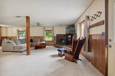 1534 Maple St, Niles, MI 49120 photo 11