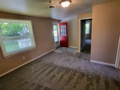 6080 Biddle St, Romulus, MI 48174 photo 7