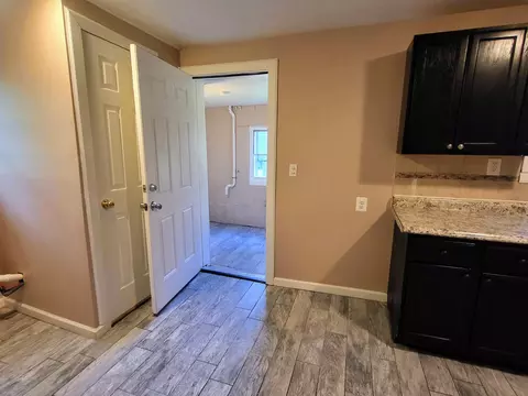 6080 Biddle St, Romulus, MI 48174 photo 21