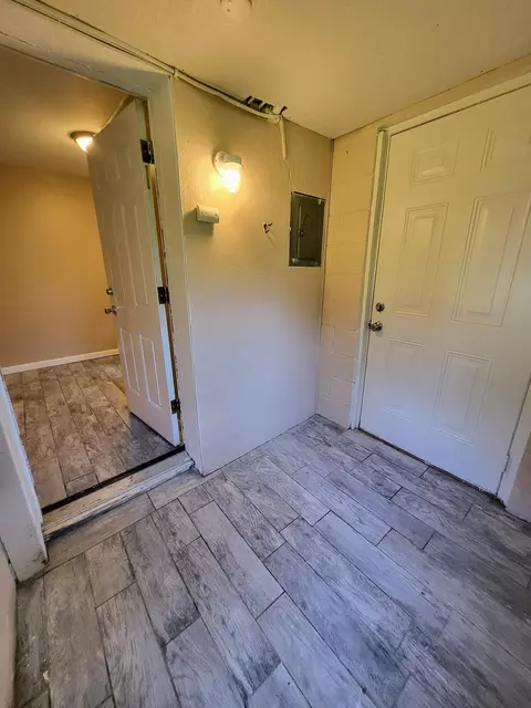 6080 Biddle St, Romulus, MI 48174 photo 23