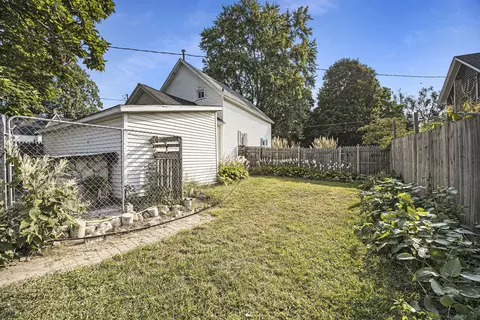 801 Pleasant St, Belding, MI 48809 photo 23