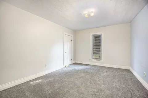 801 Pleasant St, Belding, MI 48809 photo 19