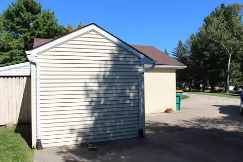 Exterior - 305 Mills Rd, Saline, MI 48176 photo 22 of 26