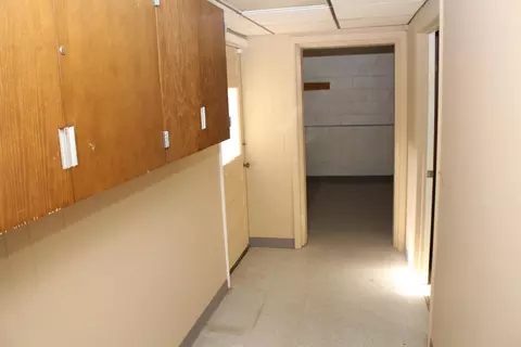 Entry Way - 305 Mills Rd, Saline, MI 48176 photo 5 of 6