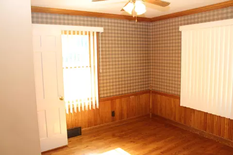 Bedroom - 305 Mills Rd, Saline, MI 48176 photo 1 of 10