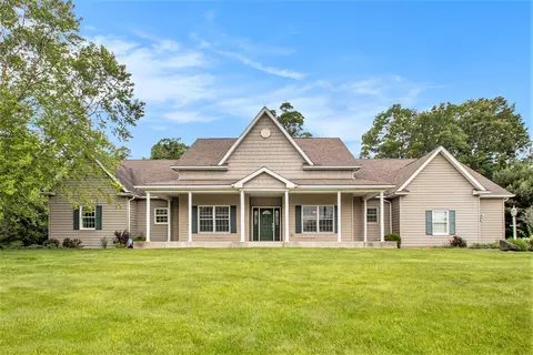 71376 Song Sparrow Trl, Niles, MI 49120