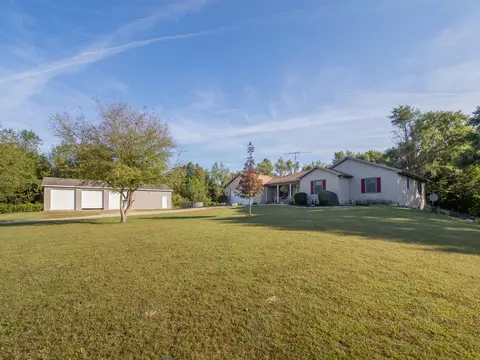 34219 M-40, Paw Paw, MI 49079