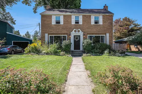 2249 Oakwood Ave NE, Grand Rapids, MI 49505