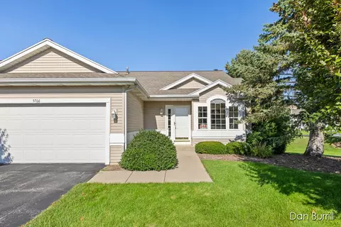 5766 Wineberry Ln SW #42, Wyoming, MI 49418