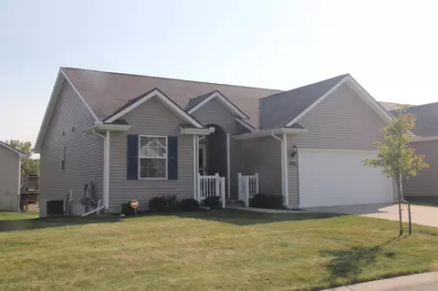 4436 Cross Creek Blvd, Burton, MI 48509