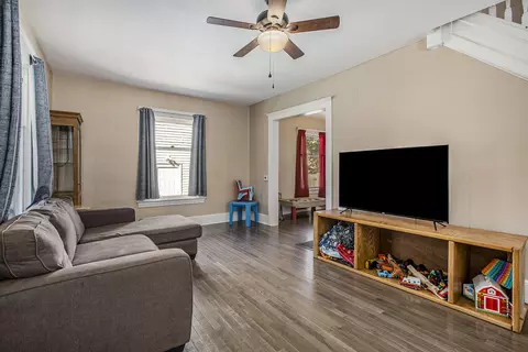 601 Sixth St, Jackson, MI 49201 photo 4