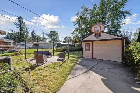9031 Appleton Ave, Redford, MI 48239 photo 25