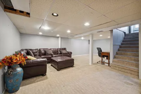 9031 Appleton Ave, Redford, MI 48239 photo 17