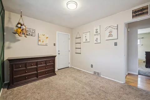 9031 Appleton Ave, Redford, MI 48239 photo 14