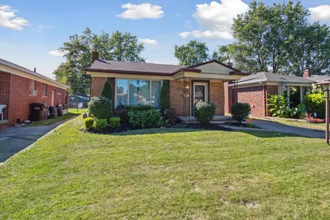 9031 Appleton Ave, Redford, MI 48239 photo 2