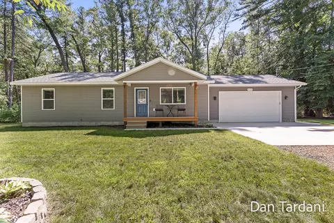 213 W Daniels Rd, Twin Lake, MI 49457