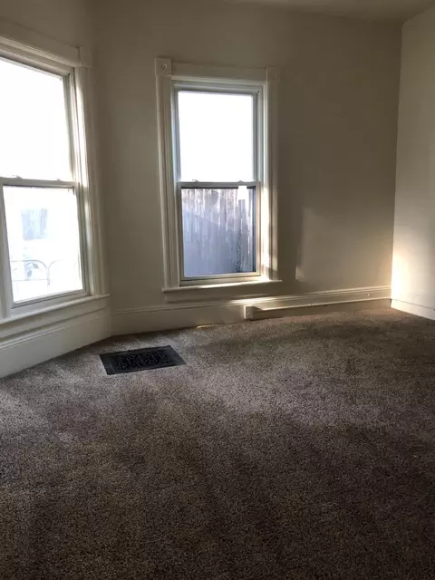 611 S Jackson St, Jackson, MI 49203 photo 18
