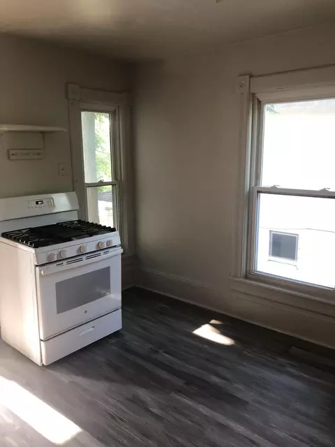 611 S Jackson St, Jackson, MI 49203 photo 35