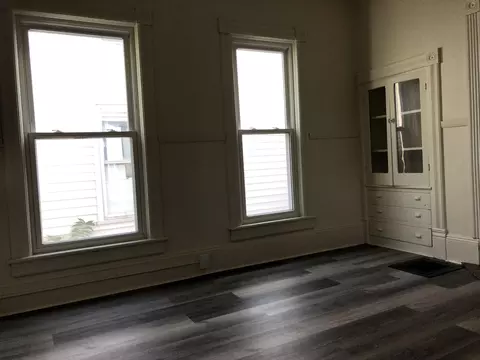 611 S Jackson St, Jackson, MI 49203 photo 12
