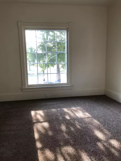 611 S Jackson St, Jackson, MI 49203 photo 19