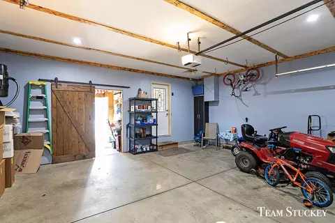 13185 Shutter Dr SE, Lowell, MI 49331 photo 31