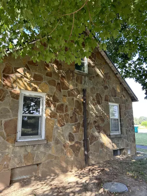 1126 Marshall Rd, Tekonsha, MI 49092 photo 5