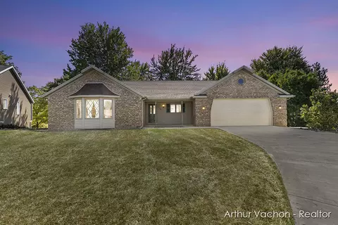 2980 Florence Dr SW, Wyoming, MI 49418
