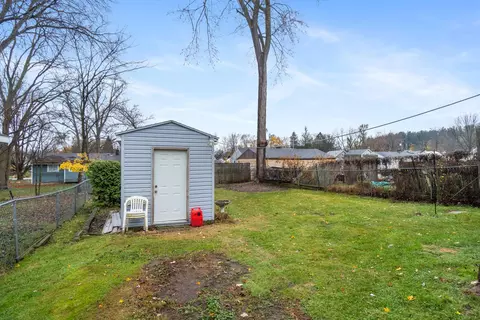 119 Avondale Ave, Jackson, MI 49203 photo 36