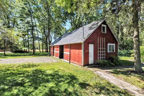 5765 Moore Rd, Tekonsha, MI 49092 photo 3