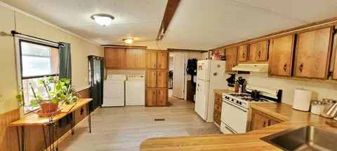 466 S Dowling, White Cloud, MI 49349 photo 5