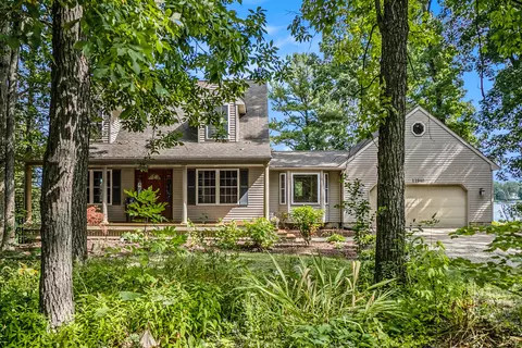 11940 Hieber Rd, Manchester, MI 48158