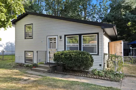 4211 Beechmount Ave, Portage, MI 49024