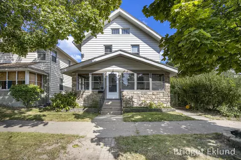 214 Eastern Ave NE, Grand Rapids, MI 49503
