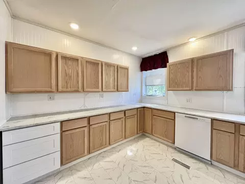 230 Mowry Ave, Bronson, MI 49028 photo 12
