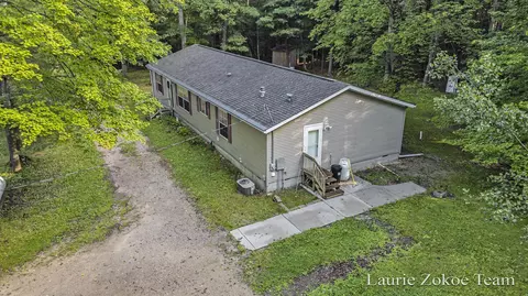 11886 Gordon Rd, Newaygo, MI 49337 photo 16