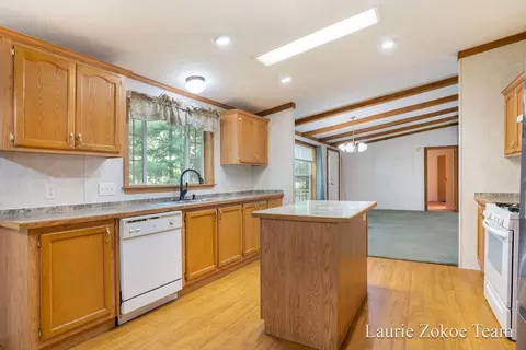 11886 Gordon Rd, Newaygo, MI 49337 photo 6