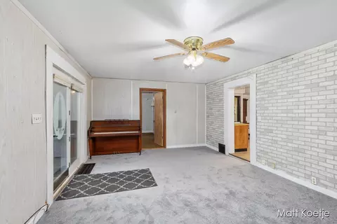 707 James St, Belding, MI 48809 photo 8