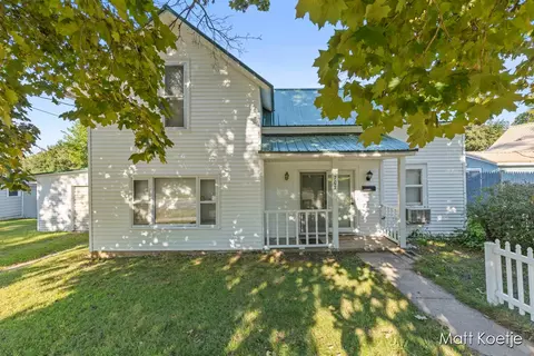 707 James St, Belding, MI 48809