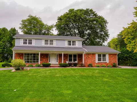 55373 E Nocturne Ln, Shelby Township, MI 48316