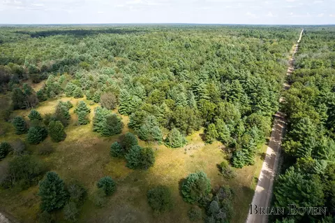 8079 E 62nd St, Newaygo, MI 49337 photo 24