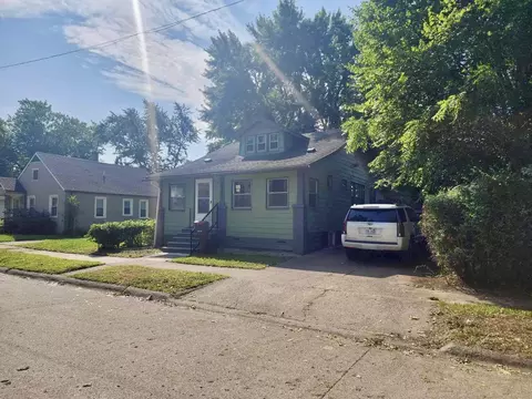 8280 Jackson Ave, Warren, MI 48089 photo 2