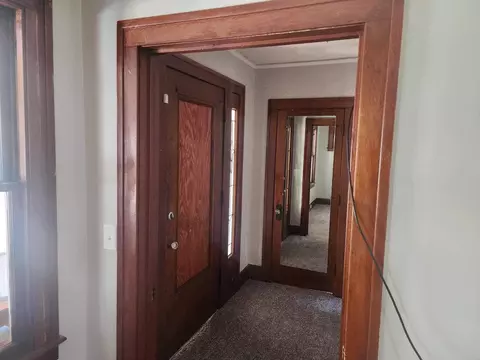 8280 Jackson Ave, Warren, MI 48089 photo 17