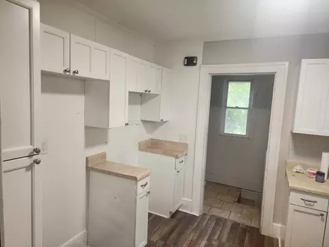 8280 Jackson Ave, Warren, MI 48089 photo 18