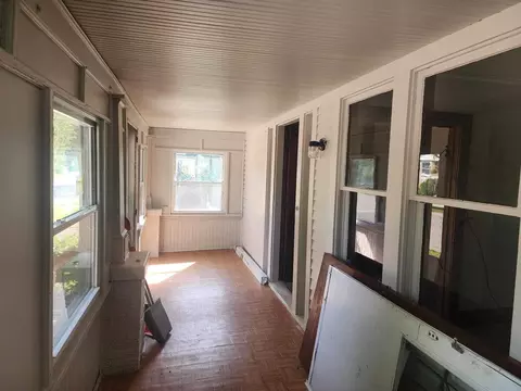 8280 Jackson Ave, Warren, MI 48089 photo 7