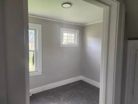 8280 Jackson Ave, Warren, MI 48089 photo 12