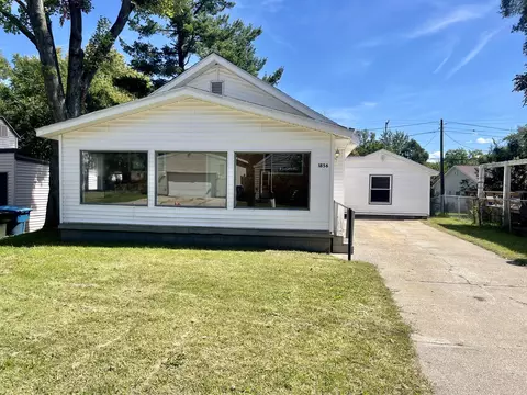1856 Dowd St, Muskegon, MI 49441