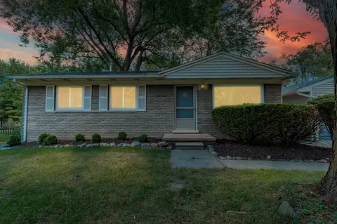 3151 Baylis Dr, Ann Arbor, MI 48108