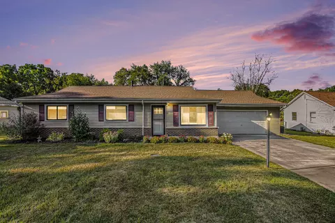 17666 S Fisher Lake Rd, Three Rivers, MI 49093