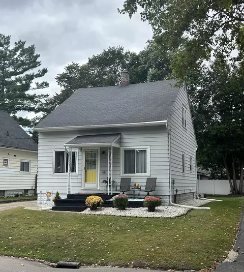 1239 Parkhurst Ave NW, Grand Rapids, MI 49504